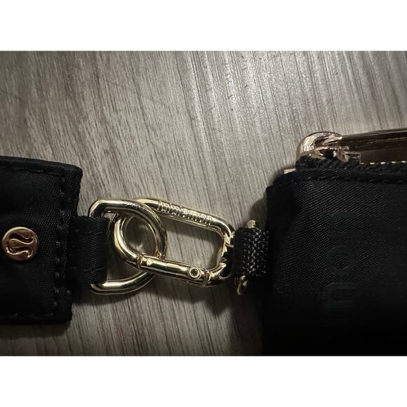 Lululemon Wristlet with Pouch - New - Picture 3 of 5